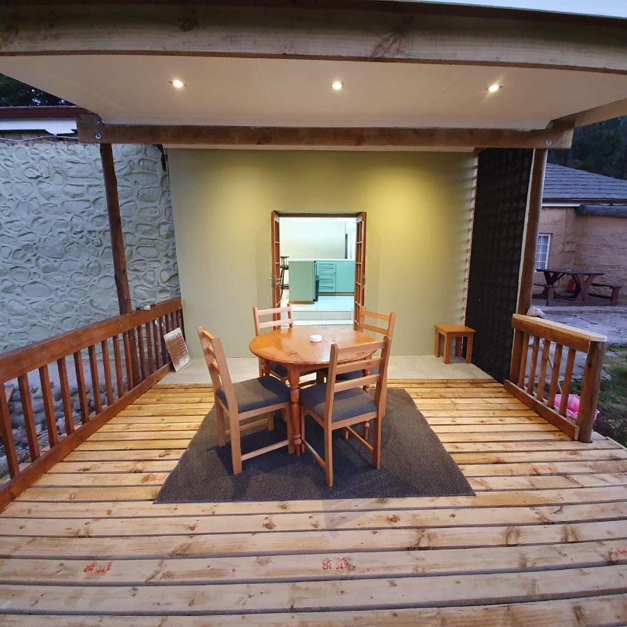 Gooderson Leisure Mountain View Cottages Self Catering And Timeshare Resort Drakensberg Garden Bagian luar foto