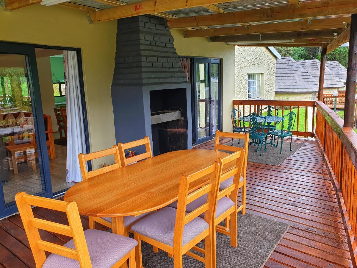 Gooderson Leisure Mountain View Cottages Self Catering And Timeshare Resort Drakensberg Garden Bagian luar foto