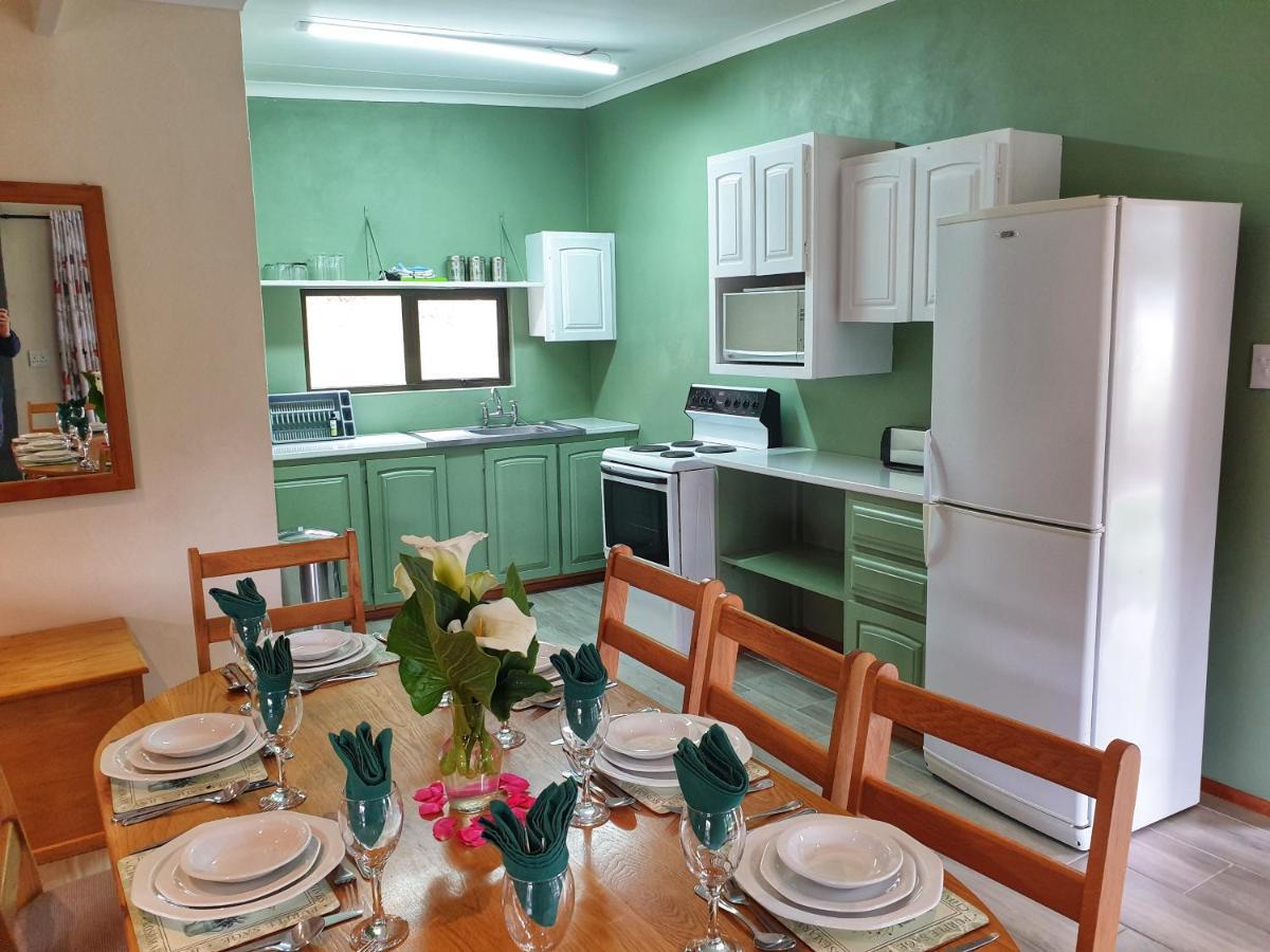 Gooderson Leisure Mountain View Cottages Self Catering And Timeshare Resort Drakensberg Garden Bagian luar foto