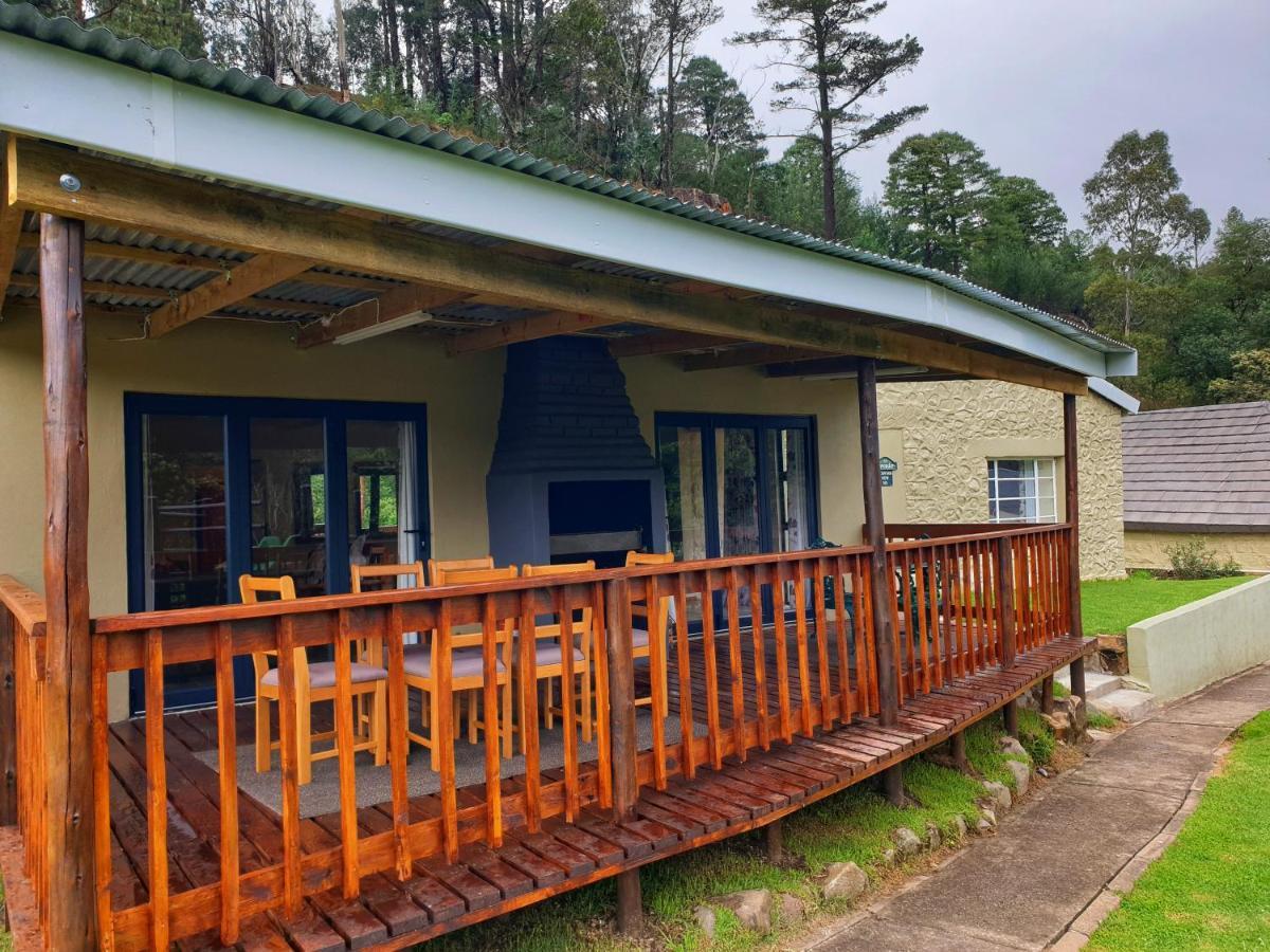 Gooderson Leisure Mountain View Cottages Self Catering And Timeshare Resort Drakensberg Garden Bagian luar foto
