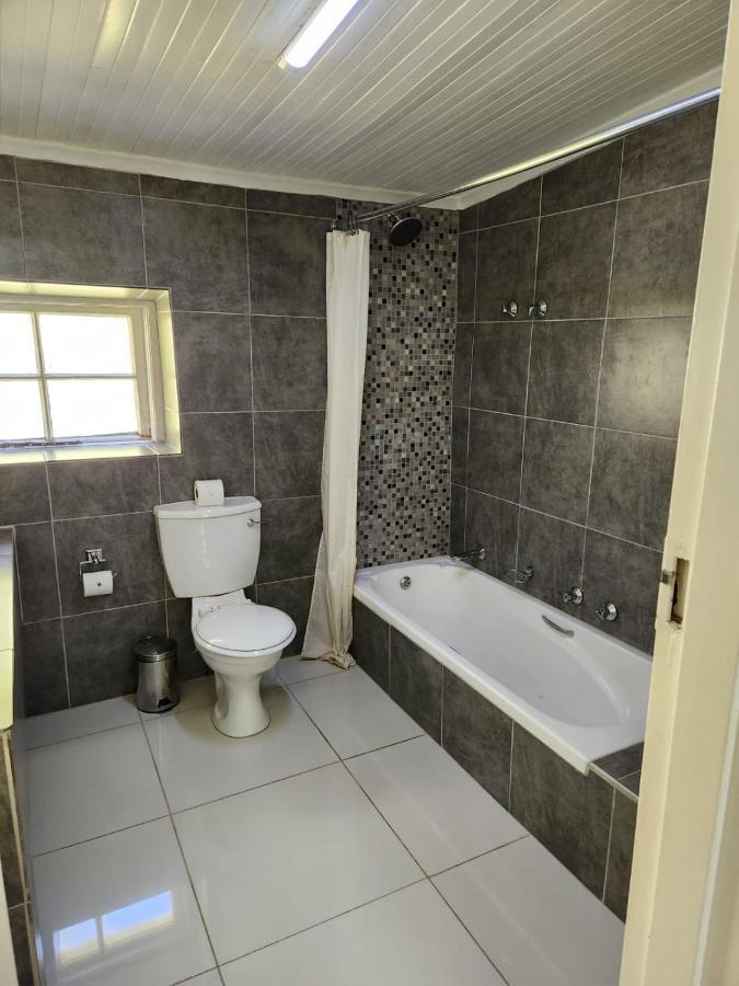 Gooderson Leisure Mountain View Cottages Self Catering And Timeshare Resort Drakensberg Garden Bagian luar foto