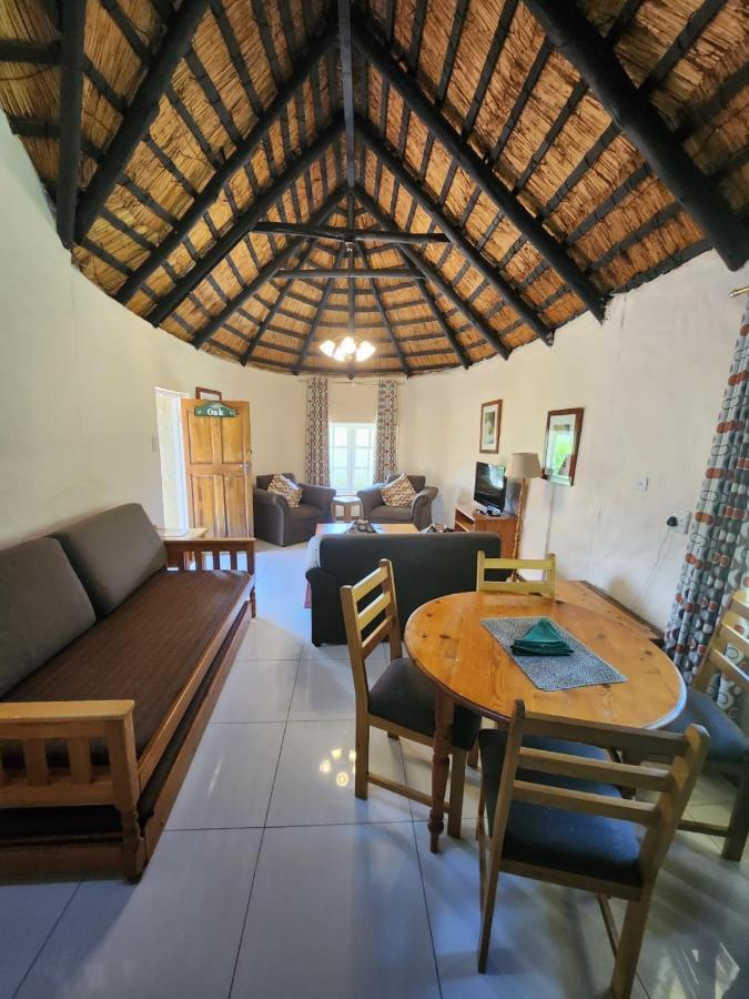Gooderson Leisure Mountain View Cottages Self Catering And Timeshare Resort Drakensberg Garden Bagian luar foto