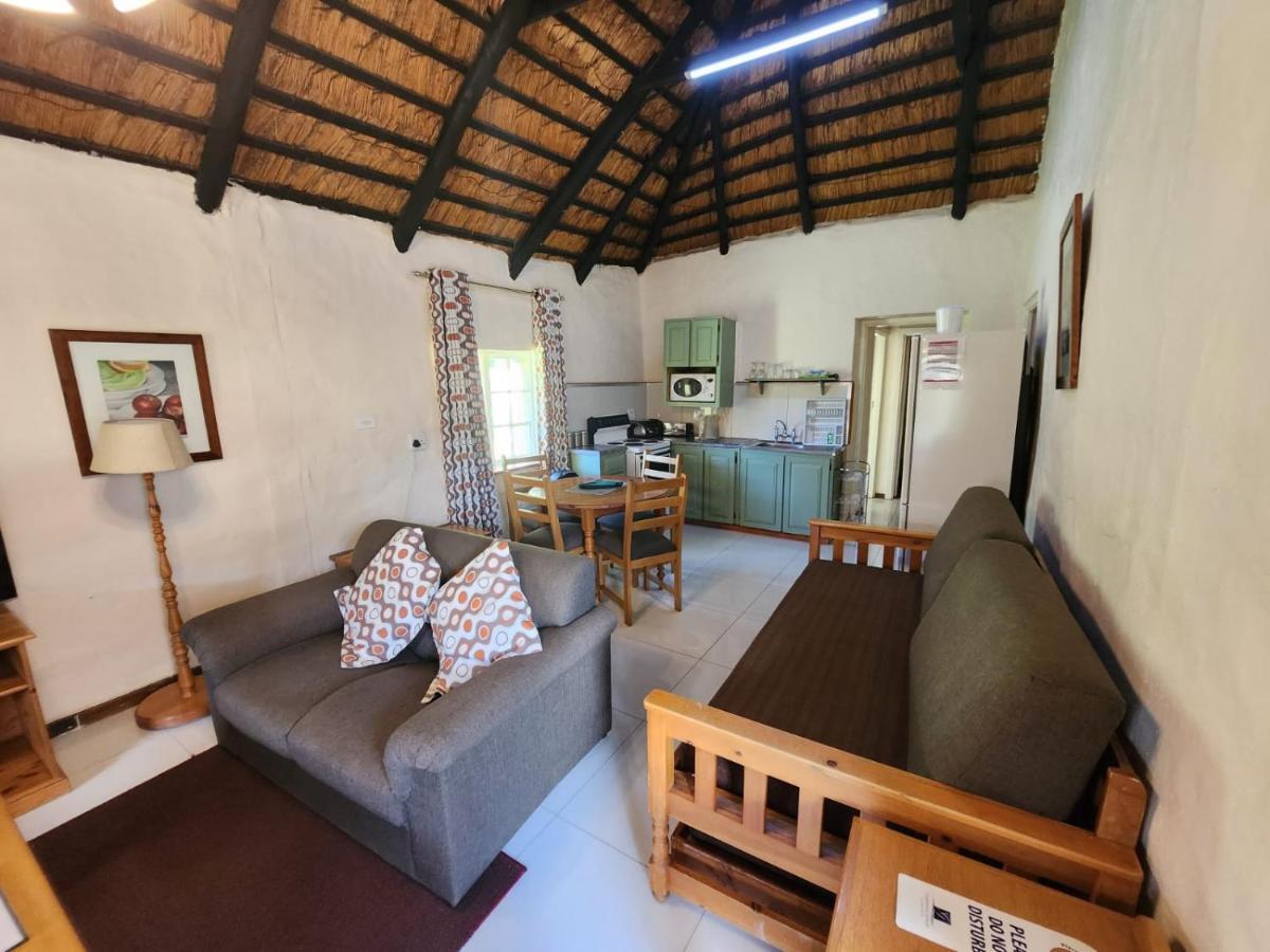 Gooderson Leisure Mountain View Cottages Self Catering And Timeshare Resort Drakensberg Garden Bagian luar foto