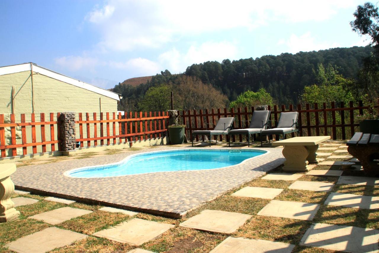 Gooderson Leisure Mountain View Cottages Self Catering And Timeshare Resort Drakensberg Garden Bagian luar foto
